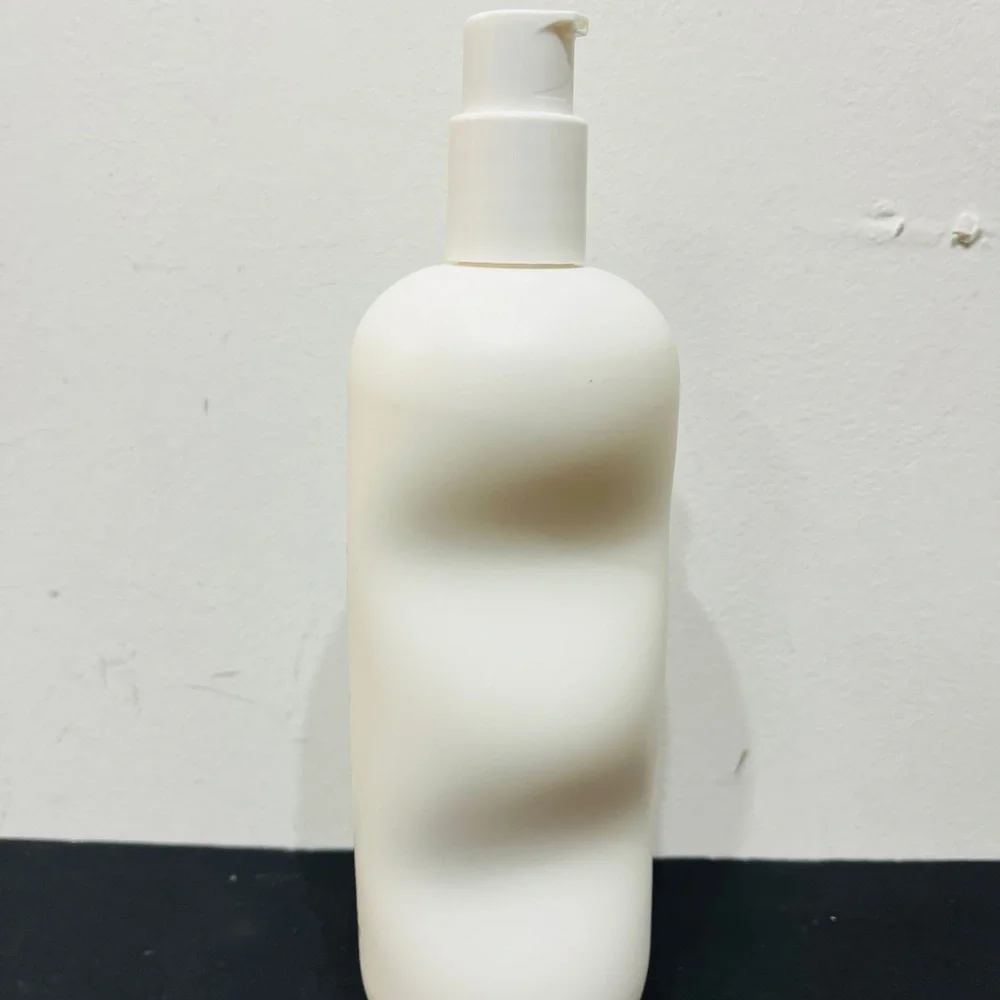 Twist by Curl-Defining Primer - White
